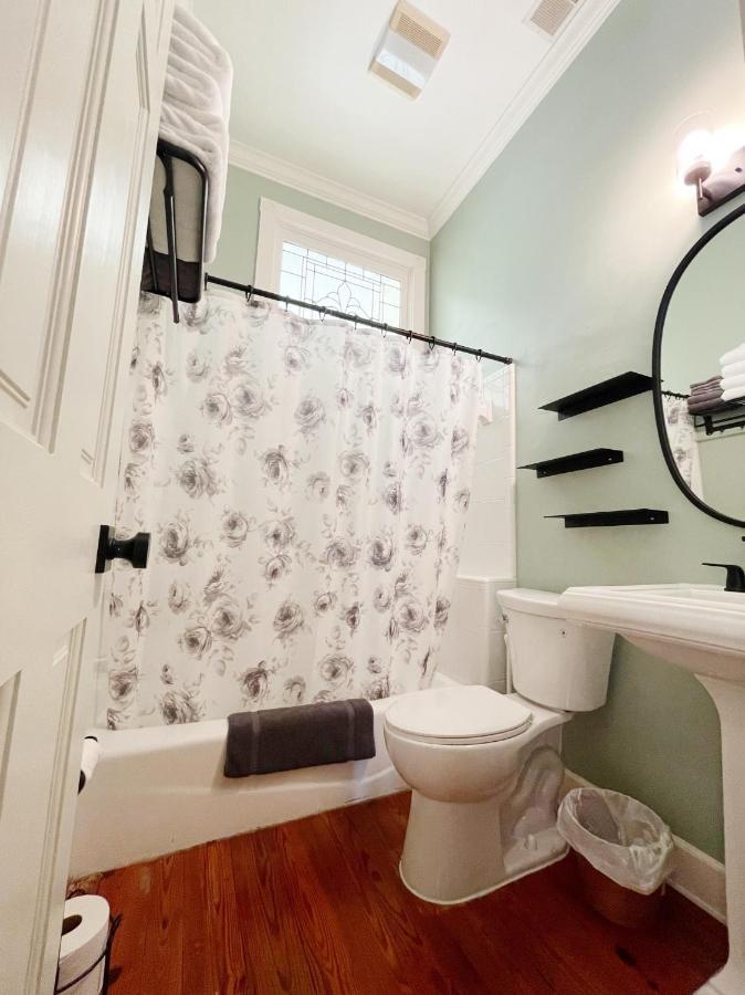 Charming 1885 Parlor Loft Downtown Savannah Stay Exterior foto